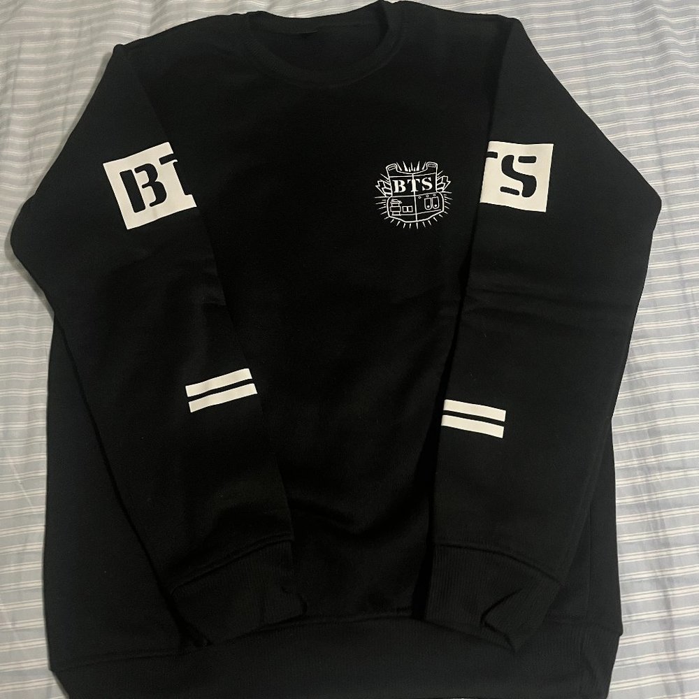 BTS sweatshirt- jimin 95 - size Large